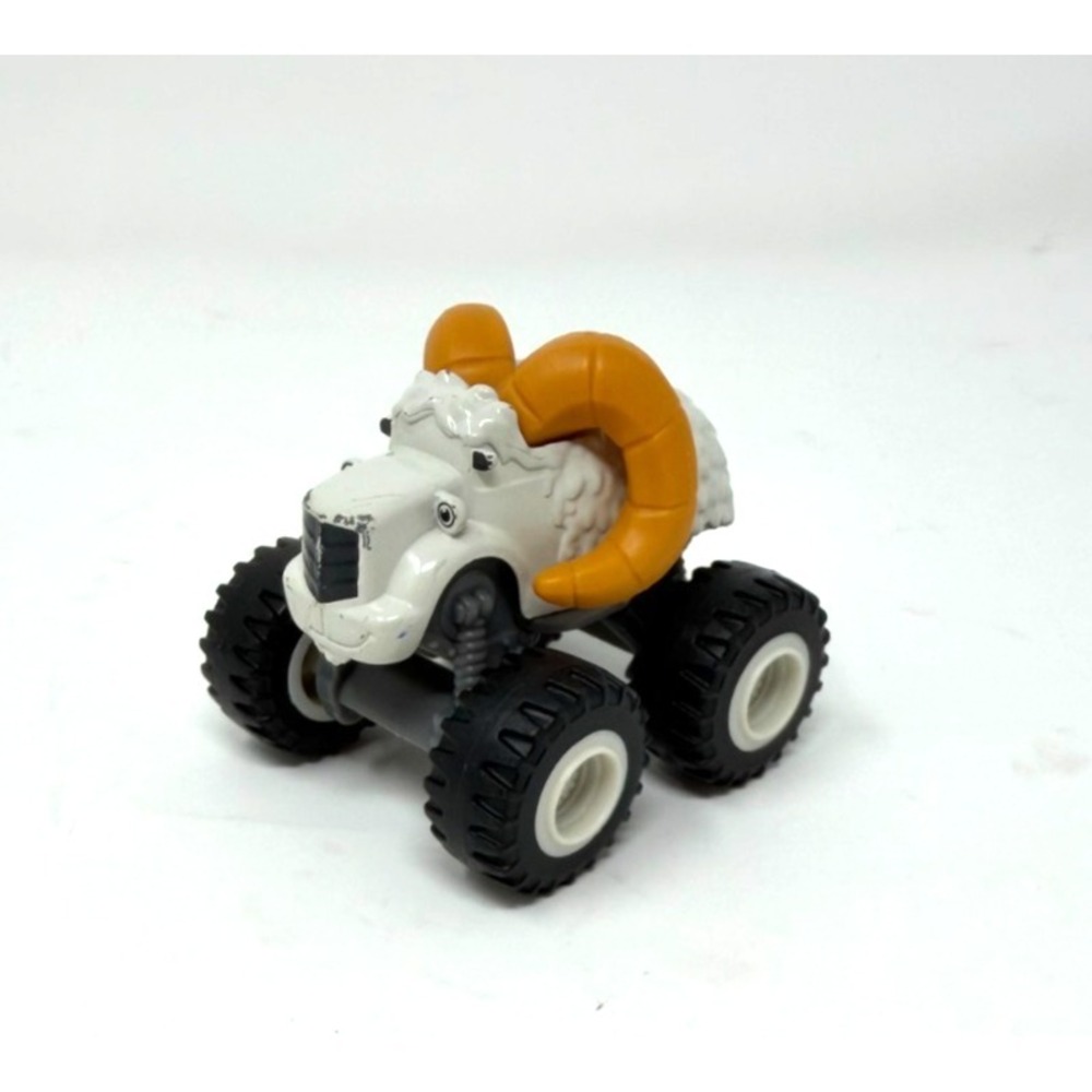 BIG HORN RAM Truck Blaze and The Monster Machines Sheep WHITE DieCast‎ Toy 2014